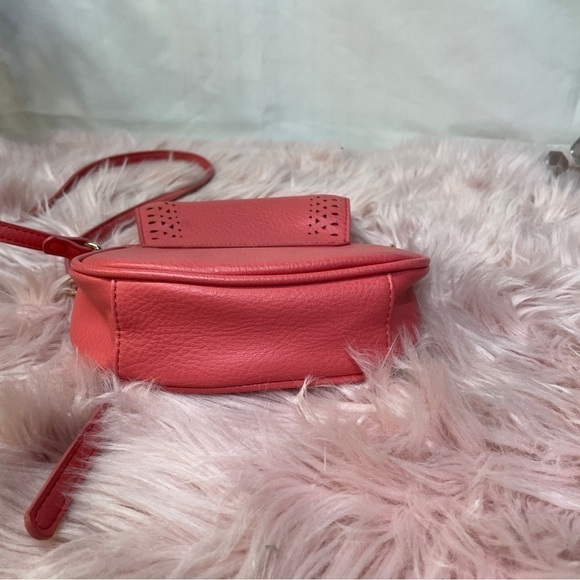 Old navy small cross body purse - Picture 7 of 10